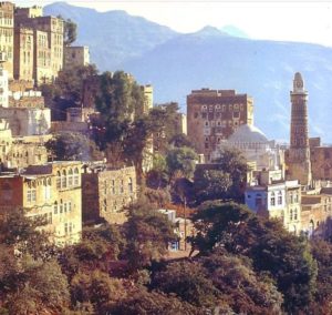 مافيا مخطوطات اليمن  ‏تنهش مكتبة المخطوطات الكبيرة بجامع الملكه اروى مدينة جبلة التاريخية