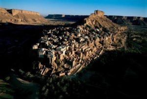 حضرموت وبعض تاريخها