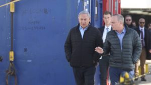 وزير إسرائيلي : تصدير الغاز لمصر حدث تاريخي لإسرائيل