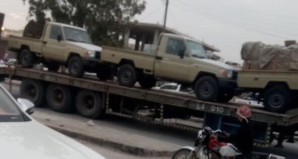 قبائل المهرة اليمنية تعترض أرتال عسكرية سعودية وتحذر المملكة من إرسال مرتزقتها