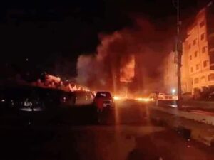 حقيقة وسبب الانفجار العنيف الذي هز مطار عدن الدولي