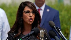 نائبة في الكونغرس الأمريكي تعتذر من المسلمين