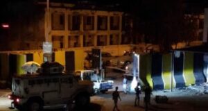 30 حاوية سلاح تتبع مليشيات الامارات دخلت أبين قبل قليل (تعرف على وجهتها)