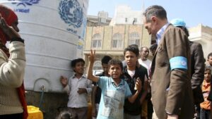 ورد الان.. تسليم اليمن 12 مليون و 400 الف جرعة من لقاحات شلل الأطفال