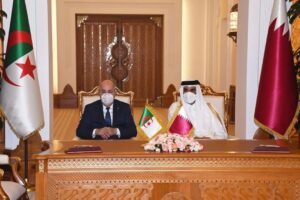الإعلان عن نتائج اجتماع الرئيس الجزائري مع أمير قطر (صور)