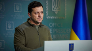 الولايات المتحدة تعرض إجلاء الرئيس الأوكراني فكيف كان رده؟