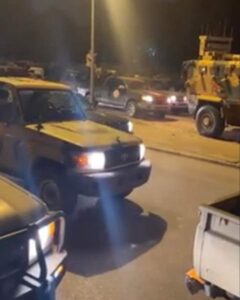 عاجل: قوات اجنبية على متن مصفحات امريكية تدخل عدن (تفاصيل + صور)