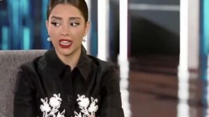 بلقيس تعلق على ردود فعل اليمنيين من حلقتها ببرنامج سعودي، دموع وتفاخر بيمنيتها(فيديو)