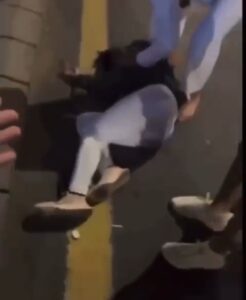 فيديو لفتاة في مدينة أبها تعتدي على شاب ثم تتعرض للدهس بعد ذلك وفيديوهات مخله من احتفال اليوم الوطني السعودي