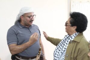 نظرا لأهميتها..العميد طارق صالح يسحب البساط من تحت الإصلاح في تعز بدعم إماراتي