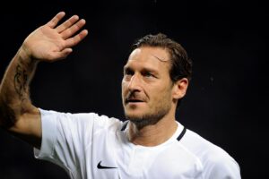 السبب الحقيقي وراء اعتزال اللاعبين دوليا بسن مبكر؟