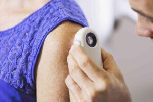 الاقتراب من إختراع علاجات جديدة لمرض السرطان باستخدام الضوء