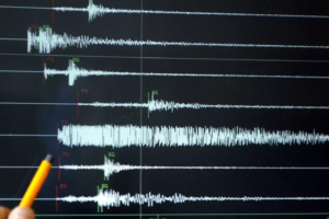 تفاصيل الان من زلزال بقوة 7.2 درجة  يضرب طاجيكستان على الحدود مع الصين