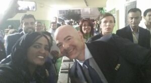 اعلامية سودانية والدها عاش في اليمن 20 عام تتكفل بتوفير سكن آمن لأي طالب يمني!