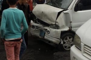 وقوع حادث محزن بشارع تعز بعد 48 في صنعاء بسبب سباق 2 باصات صغيرة!