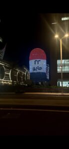 قطر تضيء أبراج لوسيل بعلم اليمن في عيد الوحدة اليمنية والعليمي سنحتفل والجنوبيين