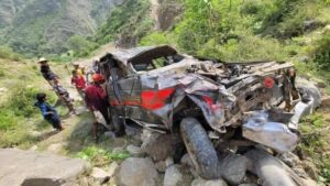 اليمن اليوم.. قصة حادث مروع حدث لموكب عرس في حجة ضحاياه 8 نساء