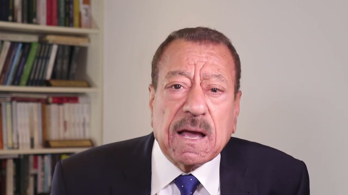 عبدالباري عطوان يعلق على سبب مطالبة السعودية رعايها بسرعة مغادرة لبنان