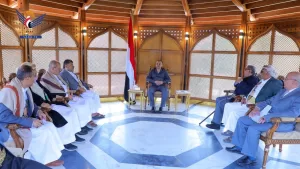 صنعاء تشهد صلح غامض بين الحوثي و صادق امين ابو راس وقيادة المؤتمر بعد قضية الرواتب