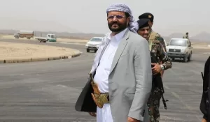 برلماني مثير للجدل في صنعاء يناشد سلطان العراده محافظ مارب بصفه رسمية!