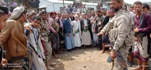 السلطة المحلية في تعز تشكر المواطنين على السماح بحفر 10 آبار في الضباب (صور)