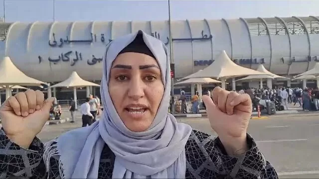 عادل الشجاع في خطر: توقف إجراءات الترحيل وطاقم الطائرة يتخذ قراراً مفاجئاً