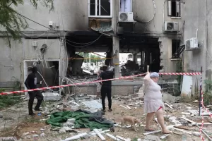 مستجدات: كيف تمكنت “حماس” من اختراق الجدار الذكي والوصول إلى أهدافها؟