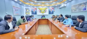 وزير النقل: هيئة الطيران المدني تناقش تشغيل مطار عتق الدولي – اليمن