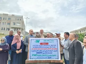 وكيل أول محافظة تعز يضع حجر الأساس لمشروع تأهيل حدائق جامعة تعز