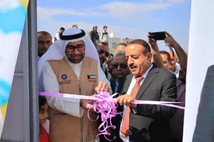 تعز اليوم افتتاح دار للأيتام ومسجدين وبئر ماء بمديرية المواسط بتمويل كويتي