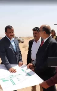 رئيس جامعة شبوة يثني على إنجازات المحافظ بن الوزير ويؤكد تأريخه المشرق في ذاكرة الجامعة