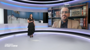 البحرية اليمنية تتخاطب مع السفن العالمية يوميا وتسمح للمئات بالعبور: آخر المستجدات (فيديو)