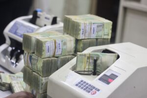 تحديثات صرف معاشات الداخلية والأمن في عدن: راتب المتقاعدين في نهاية عام 2023م