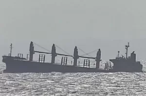 اليمنيون روبن هود البحر الأحمر يقومون بأشياء مستحيلة في الغرب الأوسط