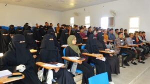 افتتاح الفصل الدراسي الثاني بجامعة شبوة في اليمن بحضور هشله وباسردة