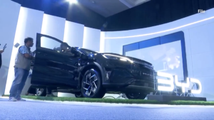 شركة BYD الصينية تخفض سعر طراز EV الجديد للسيارات الكهربائية بنسبة 11.8% وتشتعل حروب الأسعار في سوق السيارات الكهربائية