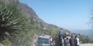 حصريًا على "شاشوف": وداع طريق الأقروض الوعر بعد سنوات من الحوادث والخسائر الفادحة. تقرير شامل عن معاناة الأهالي وتطلعاتهم لمستقبل أفضل، مع تساؤلات حول التنمية والأمان في المنطقة