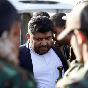 حملة “الاعترافات” في صنعاء: استهداف ممنهج للعمل المدني تحت ستار “الجاسوسية”