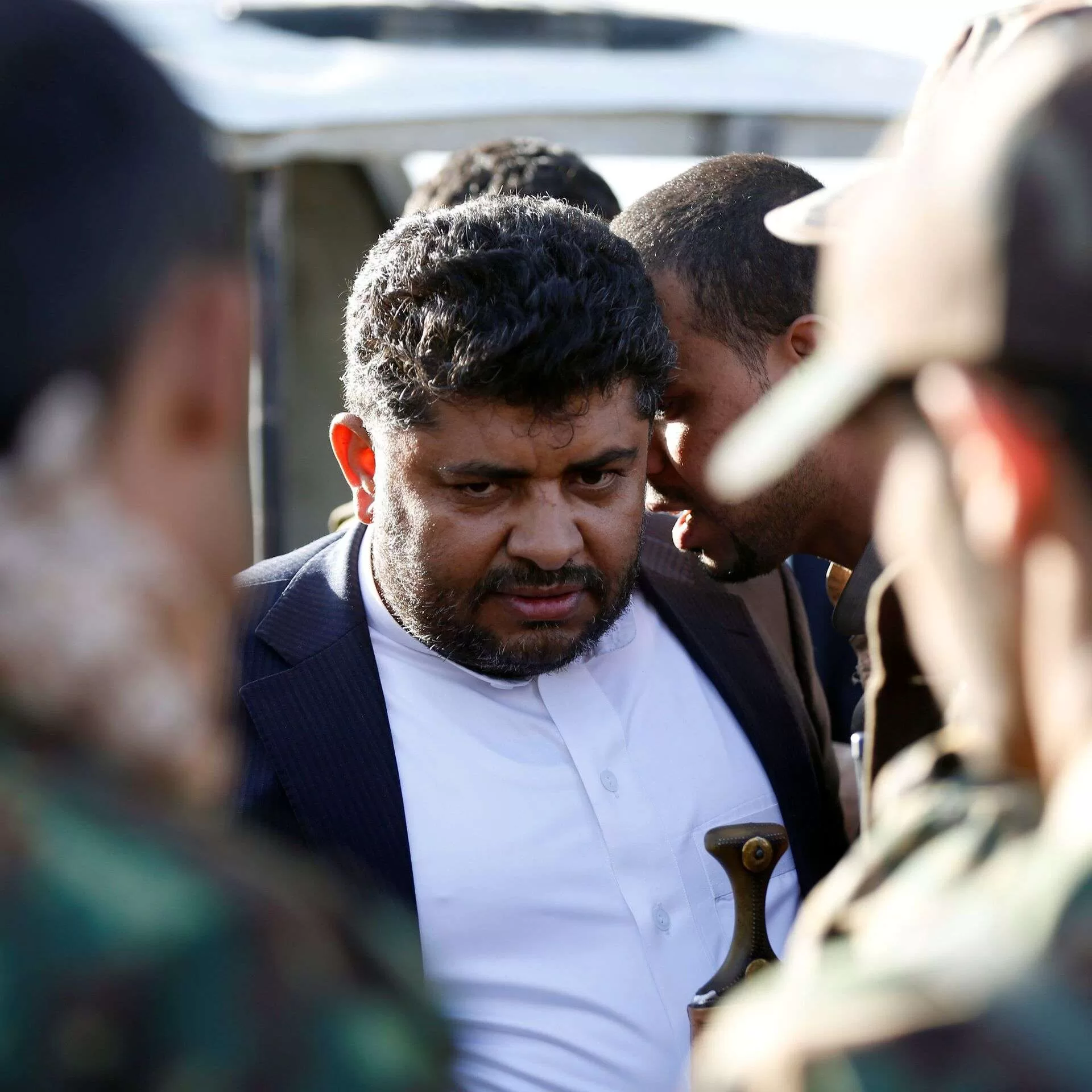 حملة “الاعترافات” في صنعاء: استهداف ممنهج للعمل المدني تحت ستار “الجاسوسية”