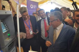 مأرب: صرف رواتب شهر يونيو لموظفي عدة قطاعات حكومية عبر كاك بنك