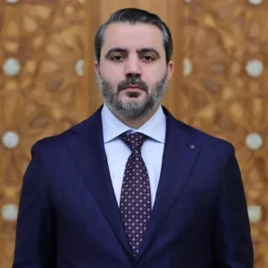 ماذا يعني تعيين أسعد حسن الشيباني وزير الخارجية في سوريا؟ تحليل لأبعاد القرارات الجديدة