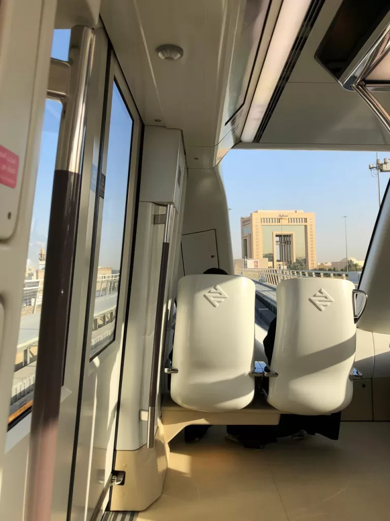 مترو الرياض.. فرصة لإعادة النظر في دعم الوقود