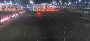 تضييق الخناق: قيود جديدة على حركة السيارات اليمنية عبر منفذ الوديعة