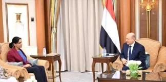 كشف مفاجئ: جهود دولية تقودها بريطانيا لتوحيد العملة اليمنية بين عدن وصنعاء