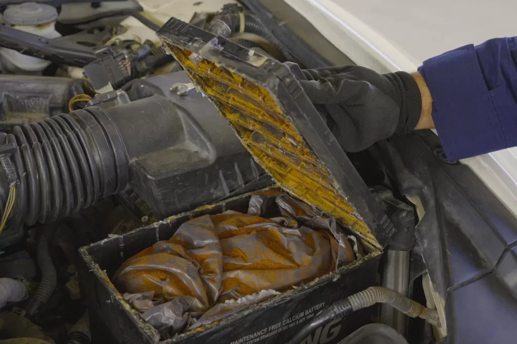 السلطات السعودية تضبط كمية كبيرة من المخدرات في منفذي البطحاء والربع الخالي وسط حملة واسعة لمقاطعة المنتجات الإماراتية