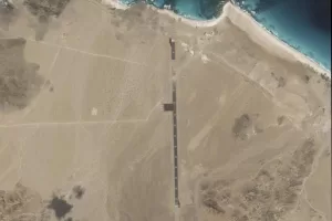 صراع حول المطار الغامض بجزيرة عبد الكوري.. إيكاو تطلب من اليمن توضيح عاجل