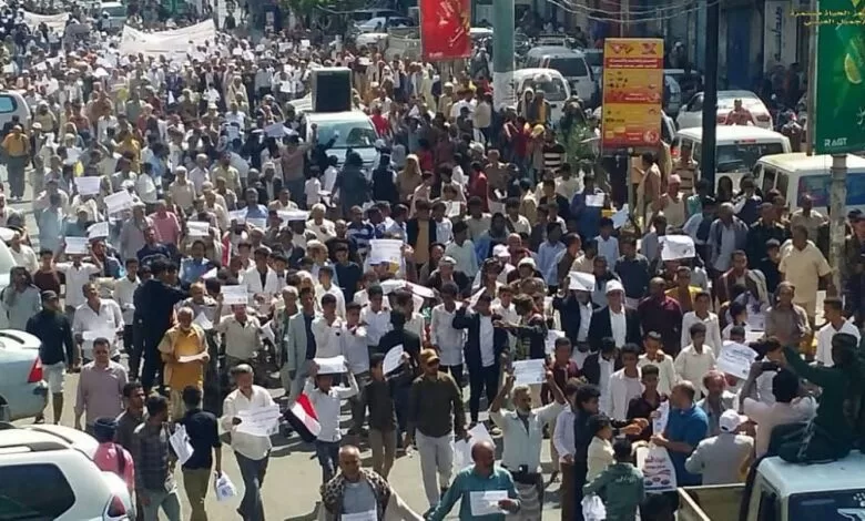 تعز تنتفض غداً ضد الانهيار الاقتصادي والمطالبة بالخدمات الأساسية