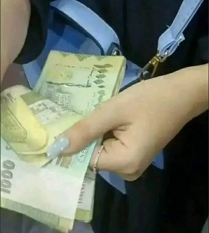 بدء صرف نصف راتب شهر يناير 2025 في مناطق حكومة صنعاء اليوم الأربعاء