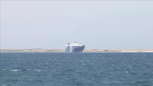 عودة حركة الشحن إلى البحر الأحمر تدريجياً مع انخفاض المخاطر وتكاليف التأمين