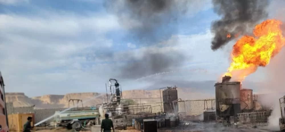 حريق مصفاة نفط في حضرموت يكشف عن عمليات تهريب واسعة للنفط الخام